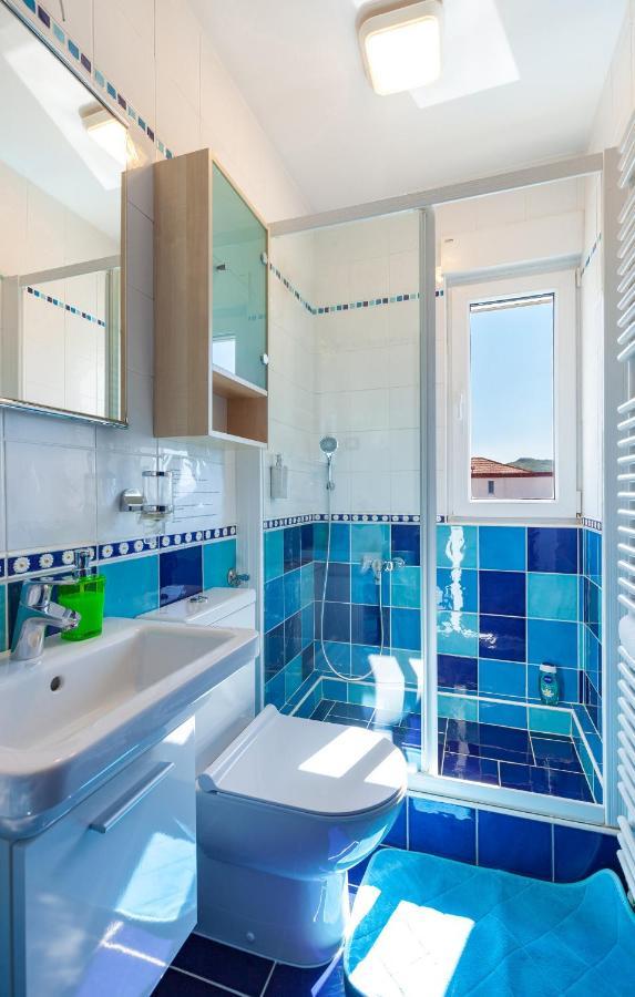 Villa Palmina ポドストラナ エクステリア 写真